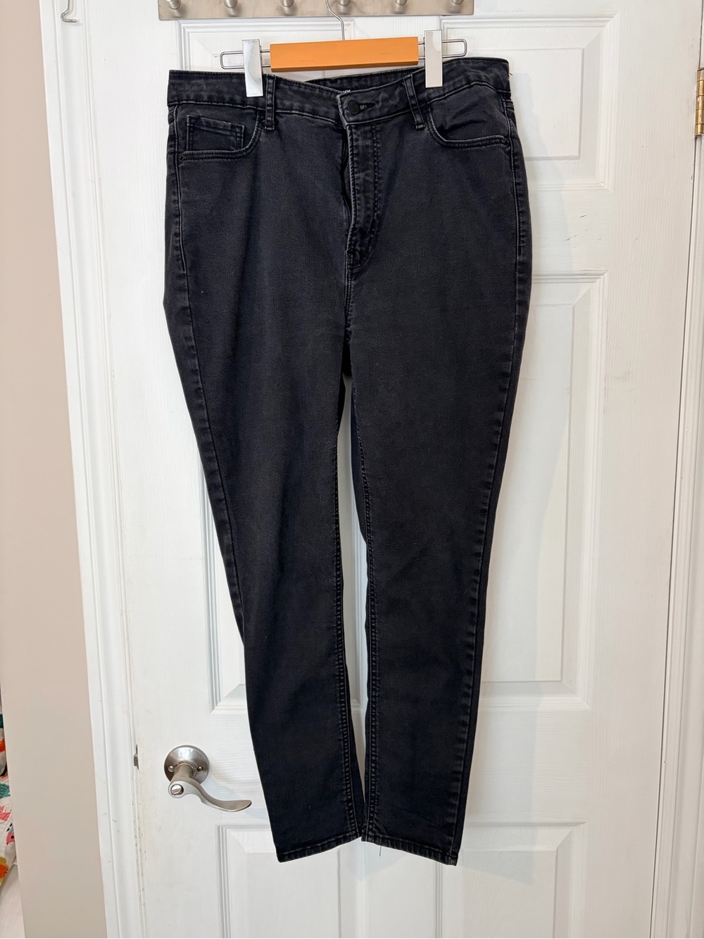 Old Navy Black Women's Extra High-Rise Super Skinny Jeans